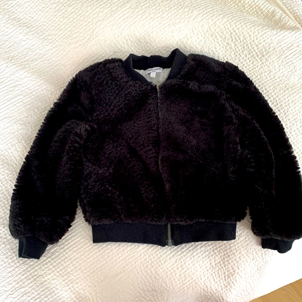 Girls Splendid Faux Fur Jacket. Size 4-5
